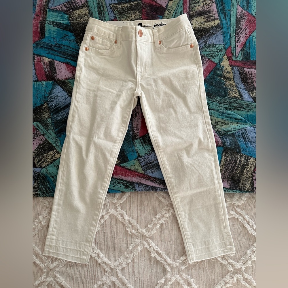 7 For All Mankind Josephina BNWT size 8 White Jeans